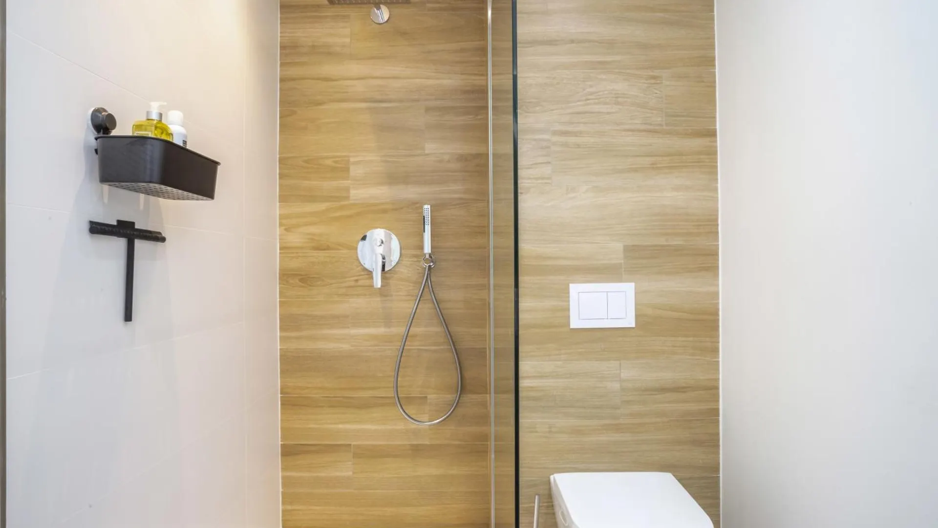 Lejlighed Fabuloso Apartamento Con Jardin Privado Y Jacuzzi Estepona Spanien