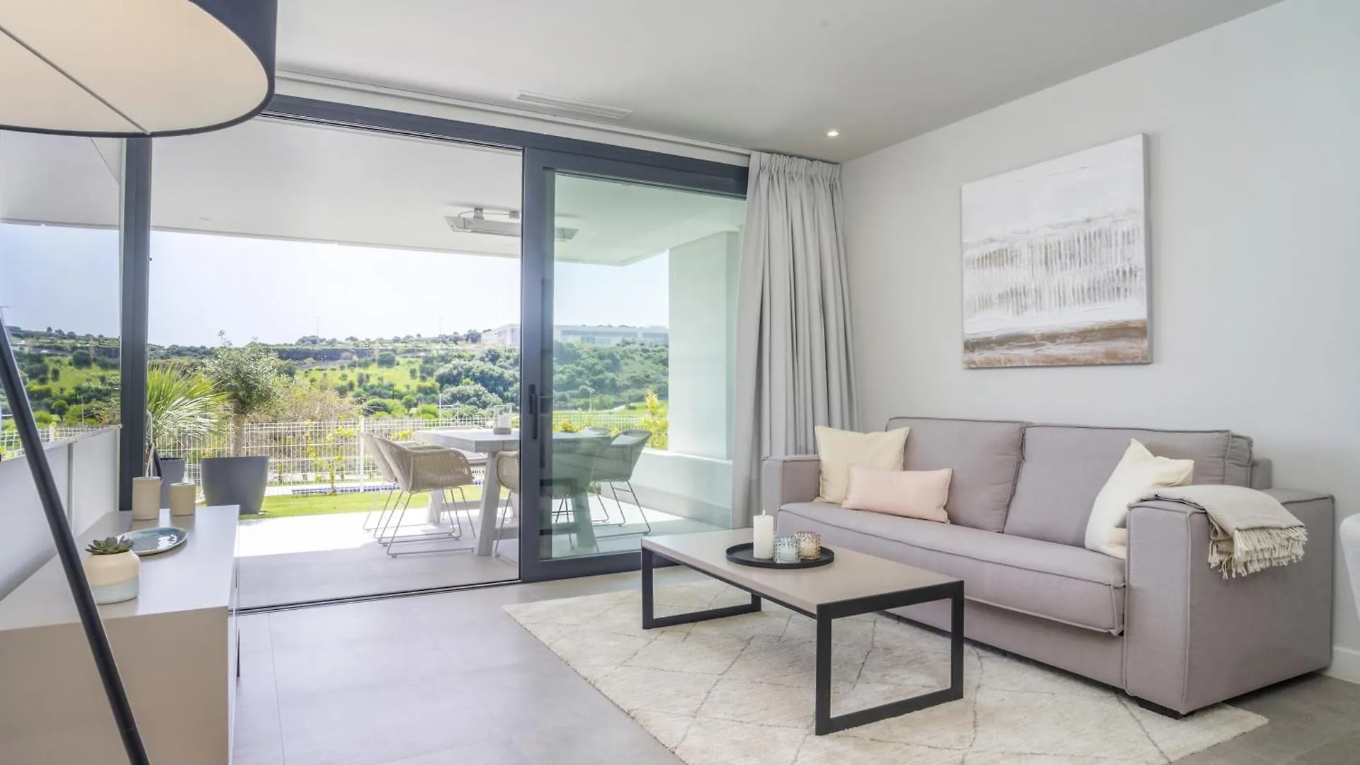 Fabuloso Apartamento Con Jardin Privado Y Jacuzzi Estepona 0*,
